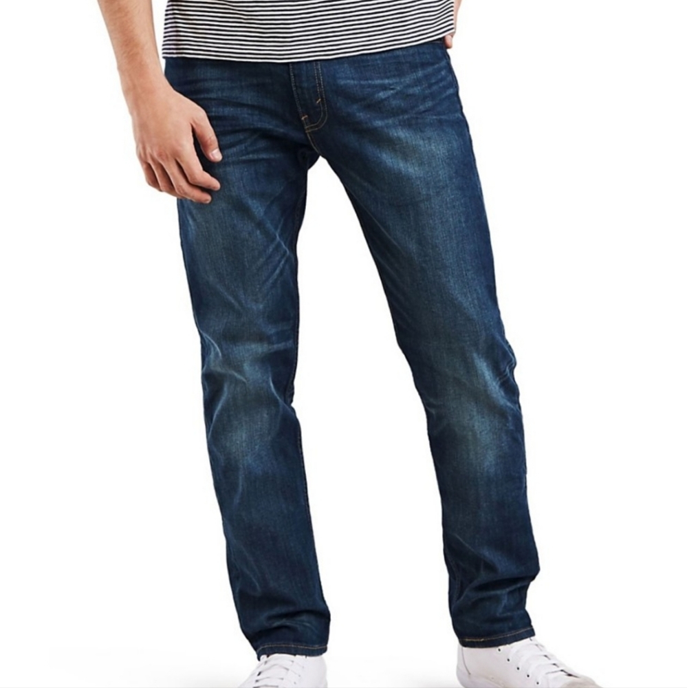 Levi's® Men's 502™ Taper Jeans. SIZE: 32 X 34